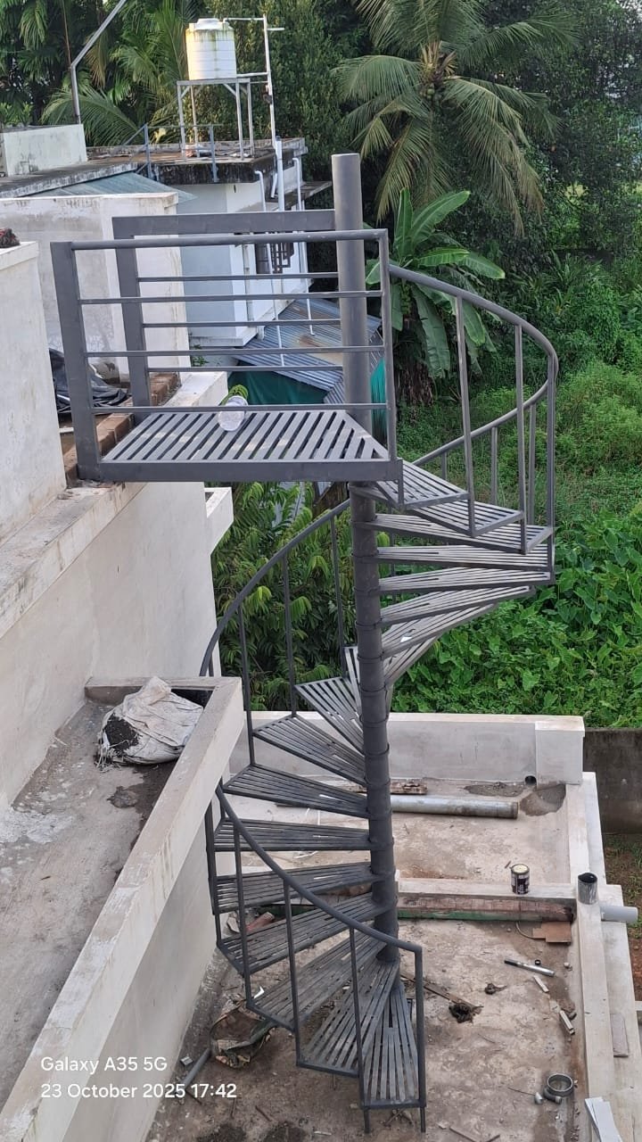 SPIRAL STAIR CASE
